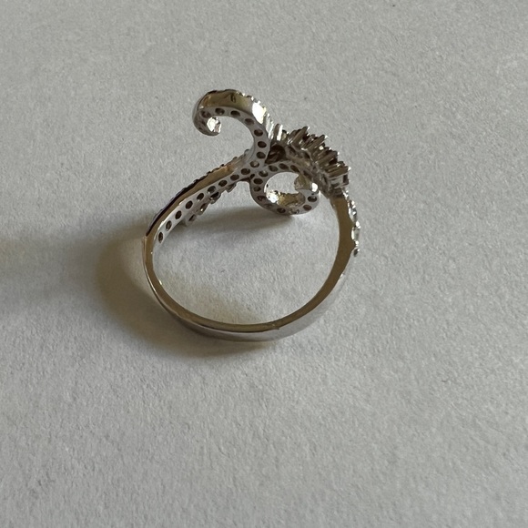 Sterling Silver and Topaz Ring - Picture 6 of 10